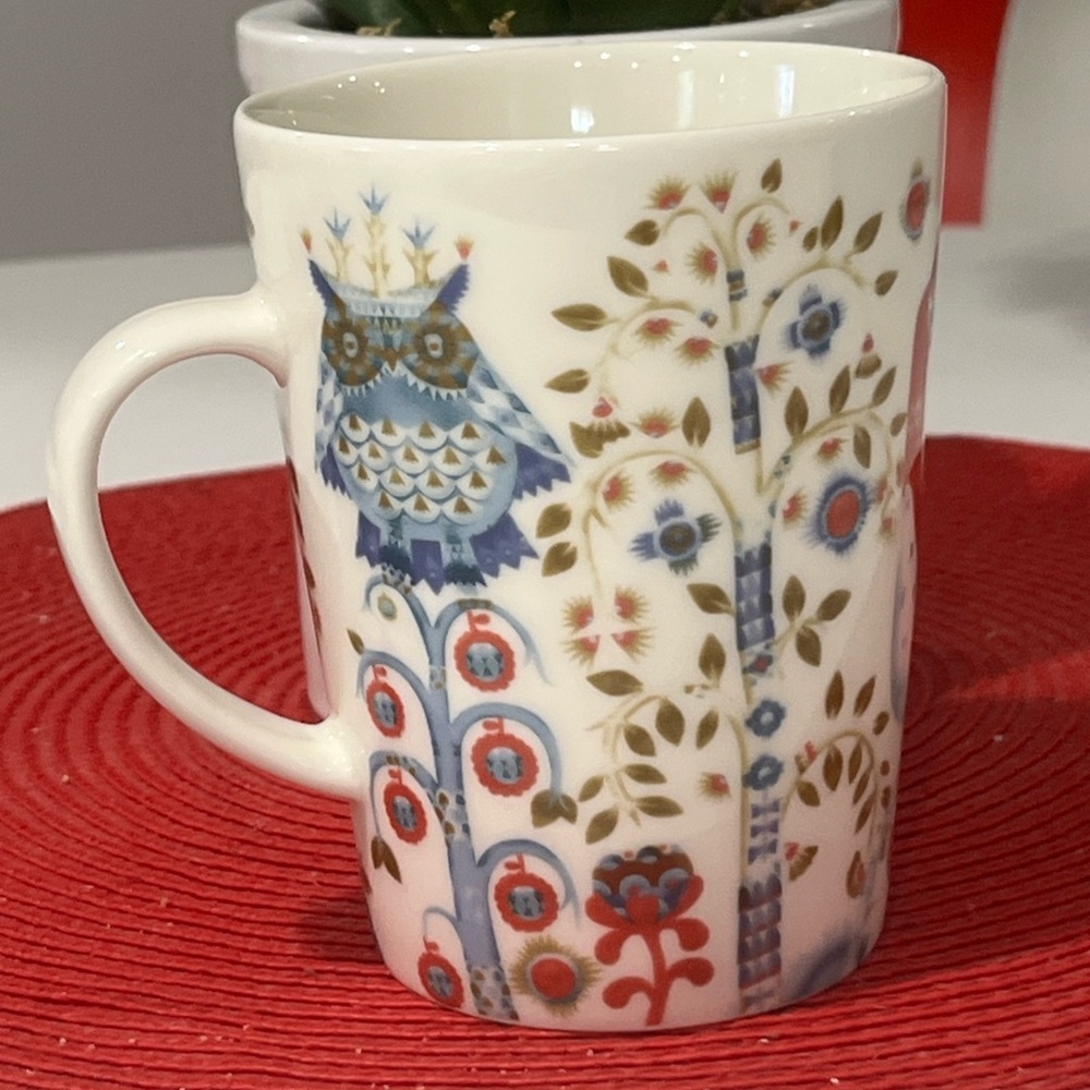 Iittala Floral Mug with Blue and Red Accents